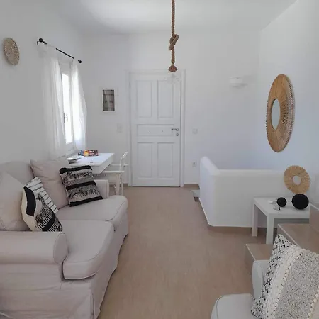 De Estrella * Agios Dimitrios (Kythnos)