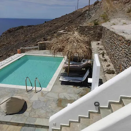 De Estrella Agios Dimitrios (Kythnos)